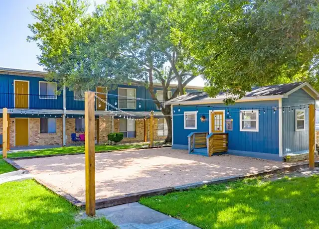 Property at 1305 Memorial Dr Unit 32, Baytown, TX, 77520, 1 bed, 1 bath, [object Object]