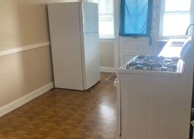 Property at 1302 Harvard Blvd Unit 8, Toledo, OH, 43614, 2 beds, 1 bath, [object Object]