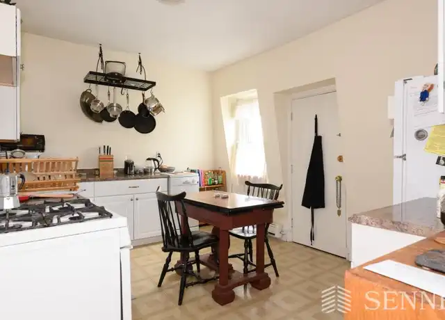 Property at 11 Pleasant Ave, Somerville, MA, 02143, 1 bed, 1 bath, [object Object]
