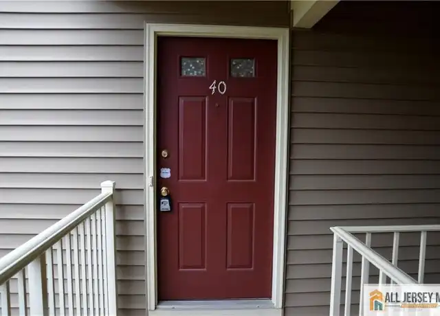 Property at 40 Lear Ct #40, East Brunswick, NJ, 08816, 2 beds, 1 bath, [object Object]