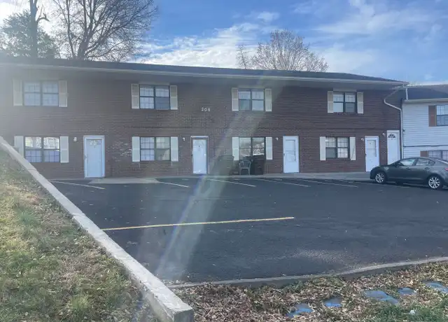 Property at 204 Michelle Ave Unit C, Elizabethtown, KY, 42701, 2 beds, 1.5 baths, [object Object]