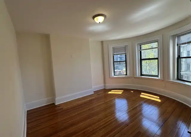 Property at 885 Massachusetts Ave Unit 10, Cambridge, MA, 02139, 2 beds, 1 bath, [object Object]
