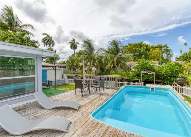Property at 3039 Grant St Unit 3039, Hollywood, FL, 33021, 3 beds, 2 baths, [object Object]