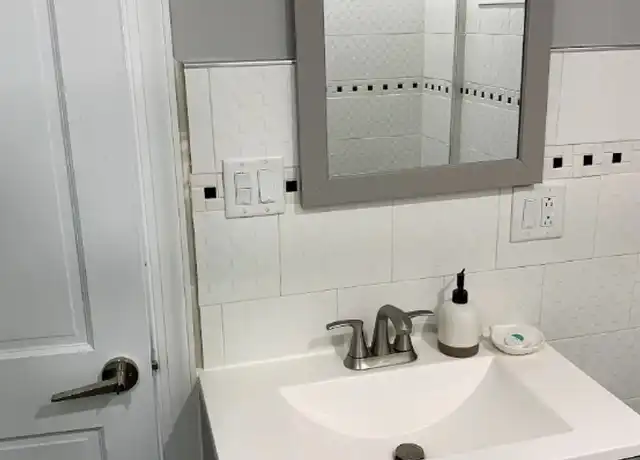 Property at 850 Bleecker St Unit 1R, Utica, NY, 13501, 2 beds, 1 bath, [object Object]