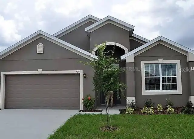 Property at 929 Krenson Woods Rd, Lakeland, FL, 33813, 4 beds, 2 baths, [object Object]