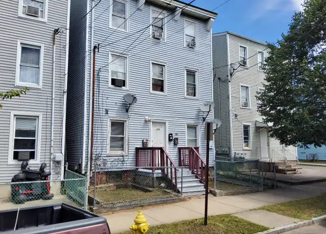 Property at 199 Saltonstall Ct Unit 1, New Haven, CT, 06513, 2 beds, 1 bath, [object Object]