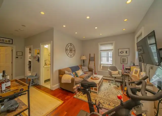 Property at 42 Howell St, Dorchester, MA, 02125, 1 bed, 1 bath, [object Object]