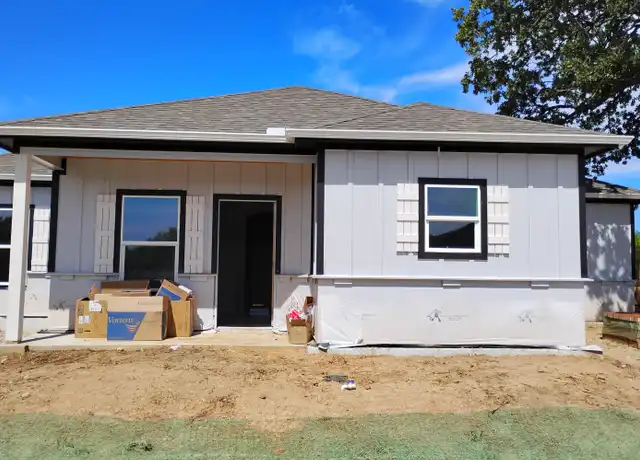 Property at 1006 Wooded Hollow Ct Unit 101, Weatherford, TX, 76088, 2 beds, 2 baths, [object Object]