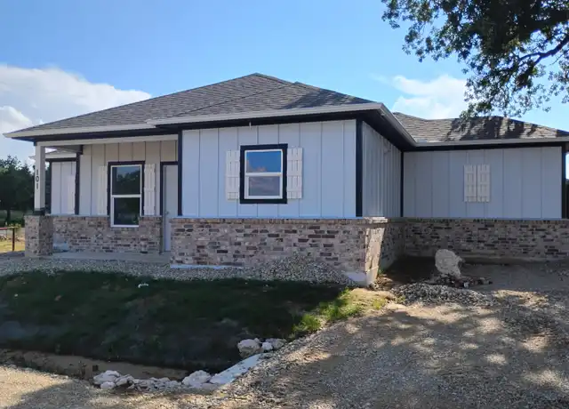 Property at 1006 Wooded Hollow Ct Unit 101, Weatherford, TX, 76088, 2 beds, 2 baths, [object Object]