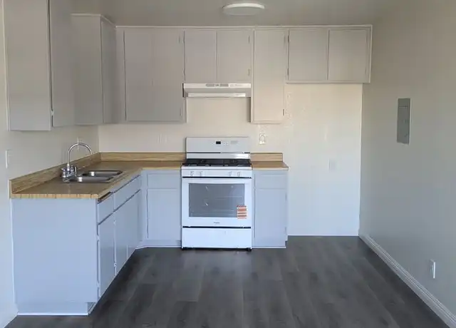 Property at 249 W Alameda Ave Unit 301, Burbank, CA, 91502, 1 bed, 1 bath, [object Object]