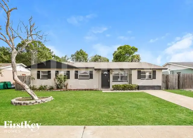 Property at 8275 Jacaranda Ave, Seminole, FL, 33777, 4 beds, 2 baths, [object Object]