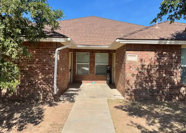 Property at 303 N Clinton Ave Unit B, Lubbock, TX, 79416, 3 beds, 3 baths, [object Object]