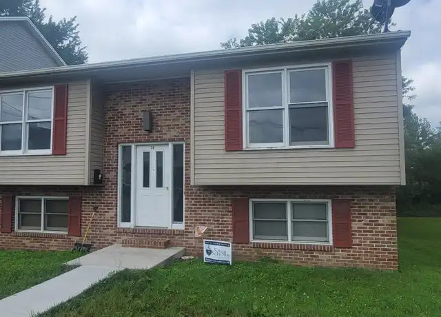 Property at 39 Charles St, Highspire, PA, 17034, 2 beds, 1 bath, [object Object]
