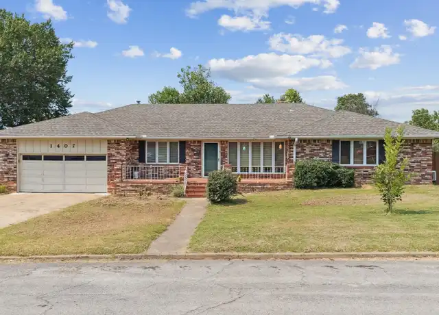 Property at 1407 E Fairview Ave, Sapulpa, OK, 74066, 3 beds, 2 baths, [object Object]