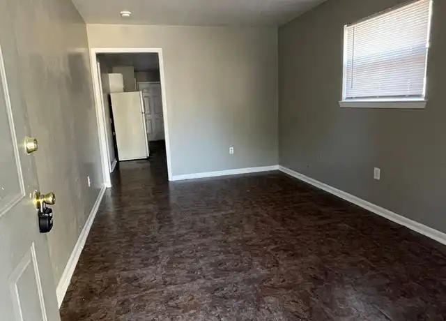 Property at 447 E Whitney St Unit 411 D, Houston, TX, 77022, 2 beds, 1 bath, [object Object]