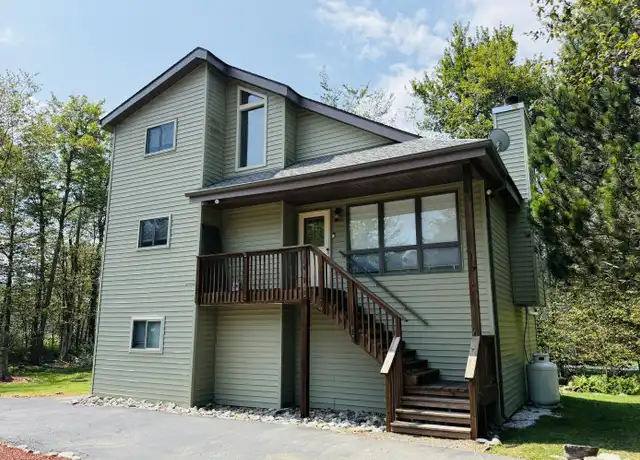 Property at 104 Sugar Maple Ln, Tobyhanna, PA, 18466, 3 beds, 2 baths, [object Object]