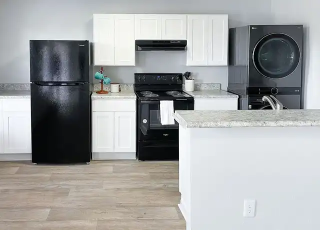 Property at Fenner Gardens Apartments - 7433 Fenner St, Norfolk, VA, 23505, 1-2 bed, 1 bath, [object Object]