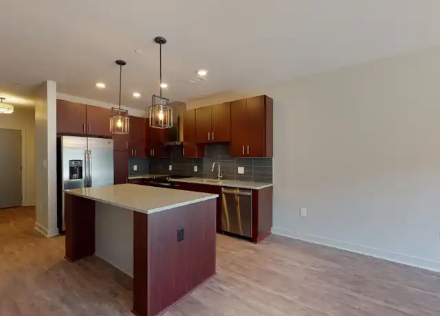 Property at 142 Magnolia St Unit 302, Spartanburg, SC, 29306, 2 beds, 2 baths, [object Object]
