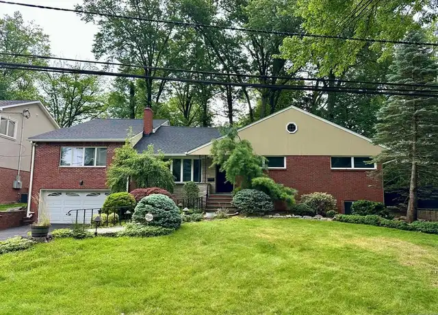 Property at 27 Dover Ct, Bergenfield, NJ, 07621, 6 beds, 4 baths, [object Object]