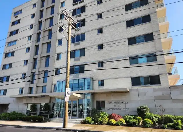 Property at 170 W Broadway Unit 2F, Long Beach, NY, 11561, 1 bed, 1.5 baths, [object Object]