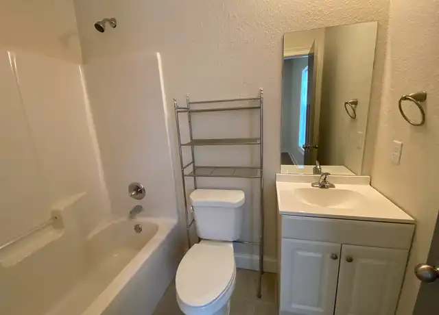 Property at 200 W Cranford Ave Unit C1, Valdosta, GA, 31602, 2 beds, 2 baths, [object Object]