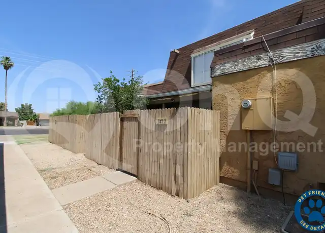 Property at 3432 W El Caminito Dr, Phoenix, AZ, 85051, 2 beds, 1.5 baths, [object Object]