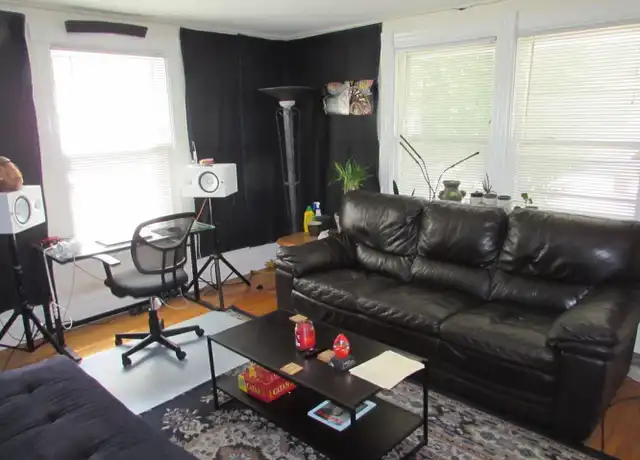 Property at 215 N Blair St Unit 215, Madison, WI, 53703, 2 beds, 1 bath, [object Object]