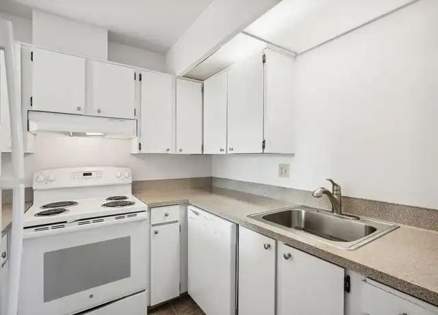 Property at Banbury - 1651 SE Lava Dr, Portland, OR, 97222, 1 bed, 1 bath, [object Object]
