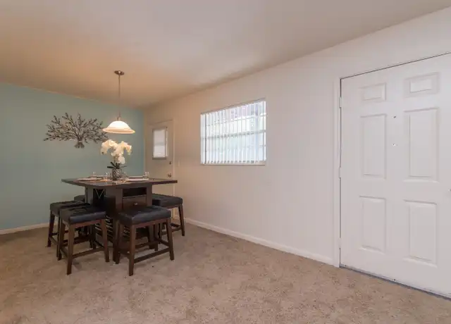 Property at 1324 NW 16th Ave Unit AVENUE41, Gainesville, FL, 32605, 2 beds, 1 bath, [object Object]