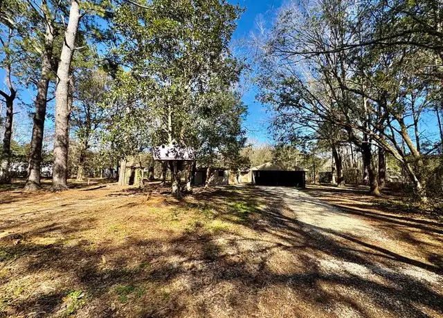 Property at 76052 Crystal Dr, Covington, LA, 70435, 2 beds, 2 baths, [object Object]