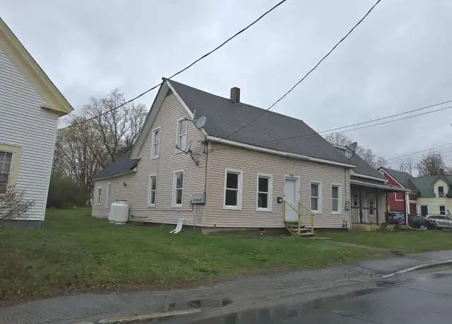 Property at 38 Summer St #1, Newport, NH, 03773, 3 beds, 1 bath, [object Object]