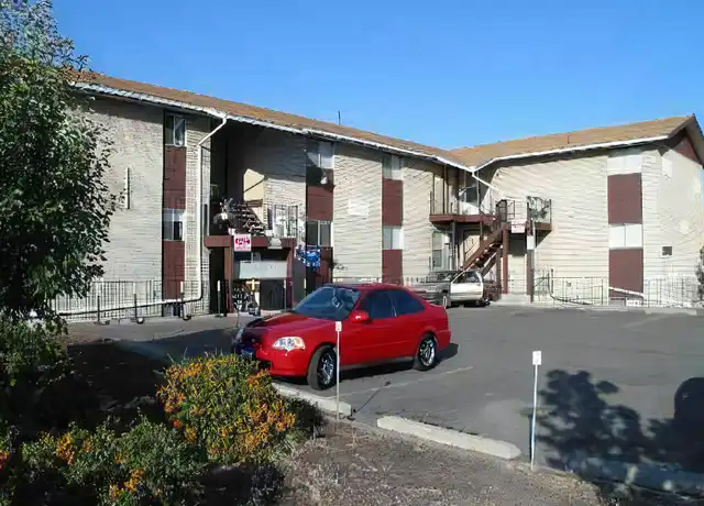 Property at 2112 W Northwest Blvd Unit 01, Spokane, WA, 99205, 2 beds, 1 bath, [object Object]