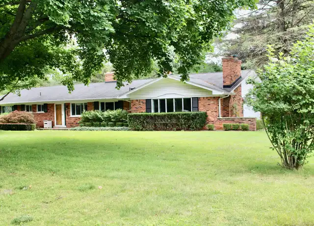 Property at 850 Helston Rd, Bloomfield Hills, MI, 48304, 3 beds, 2.5 baths, [object Object]