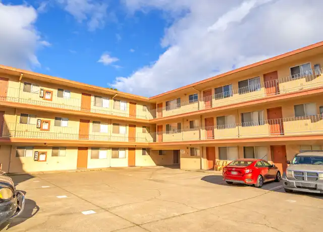 Property at 1520 Castro St Unit 23, Oakland, CA, 94612, 1 bed, 1 bath, [object Object]