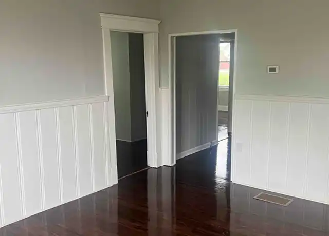 Property at 302 McCoy St Unit 3, Raceland, KY, 41169, 2 beds, 1 bath, [object Object]