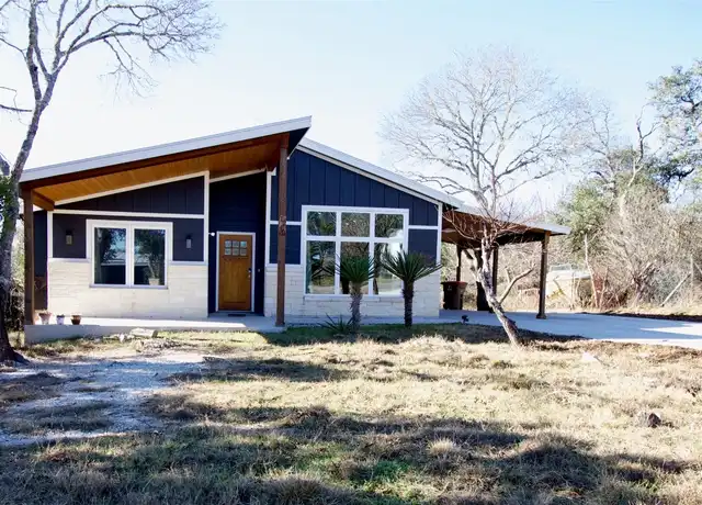 Property at 1240 Canyon Shrs, Canyon Lake, TX, 78133, 3 beds, 2 baths, [object Object]