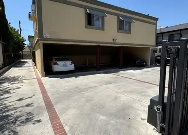 Property at 5255 Satsuma Ave Unit 7, North Hollywood, CA, 91601, 2 beds, 1 bath, [object Object]