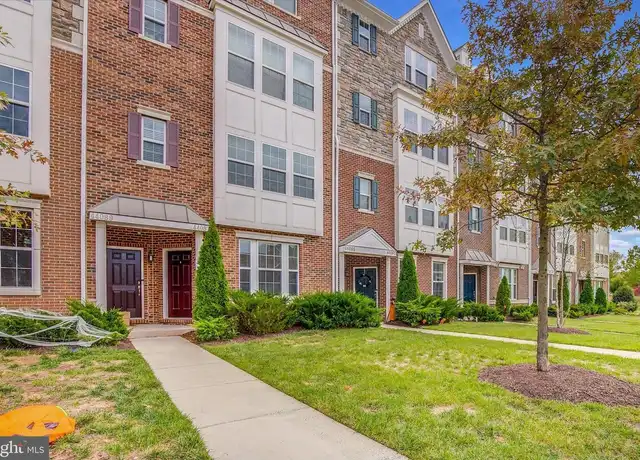 Property at 44087 Vaira Ter, Chantilly, VA, 20152, 3 beds, 2.5 baths, [object Object]