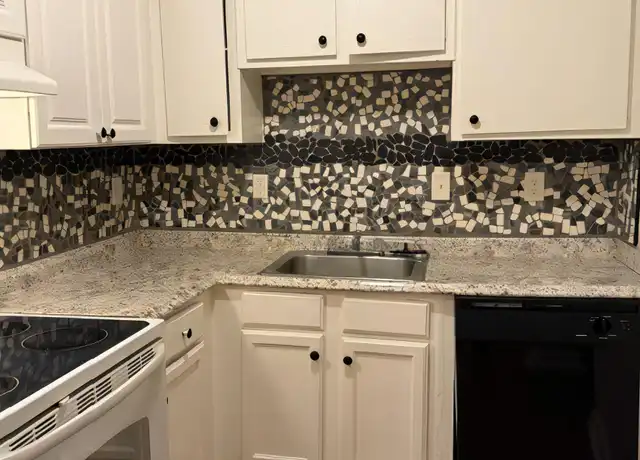 Property at 3609 Woodbriar Cir, Tucker, GA, 30084, 2 beds, 2 baths, [object Object]