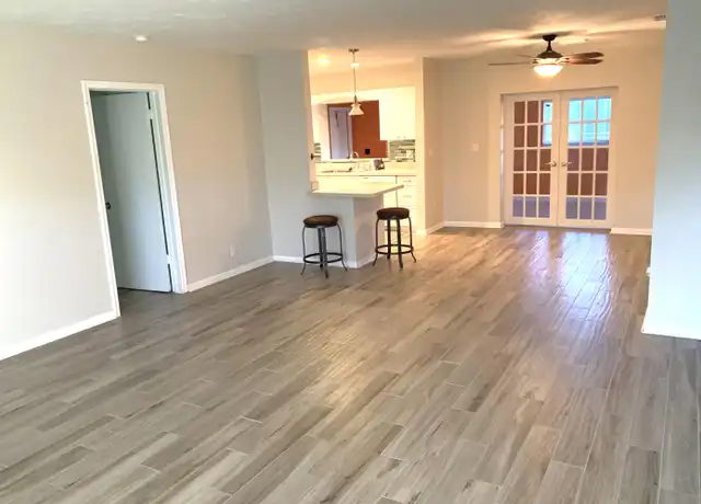 Property at 243 SW 4th St, Boca Raton, FL, 33432, 3 beds, 2 baths, [object Object]