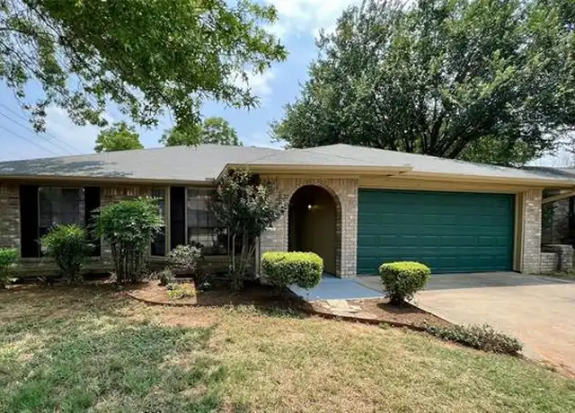 Property at 514 Anice Ln, Euless, TX, 76039, 3 beds, 2 baths, [object Object]