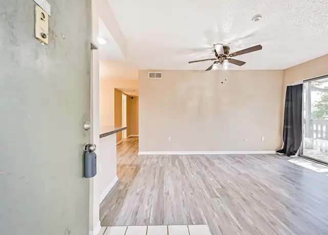 Property at 260 El Dorado Blvd #2008, Webster, TX, 77598, 2 beds, 2 baths, [object Object]