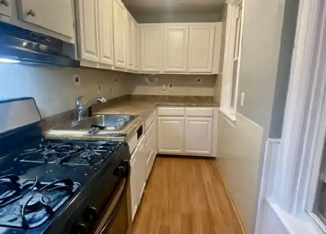 Property at 152 Harrison St Unit 2, Pawtucket, RI, 02860, 3 beds, 1 bath, [object Object]