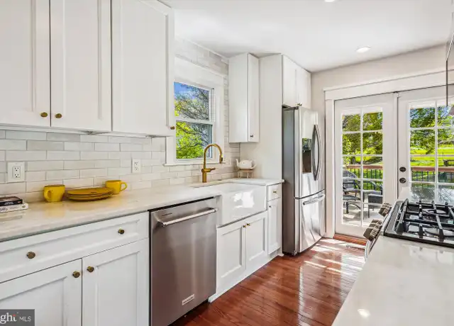 Property at 1021 Maple Ave, Rockville, MD, 20851, 3 beds, 2 baths, [object Object]