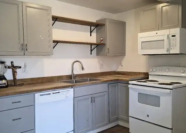 Property at 1746 E 23rd St Unit NA, Merced, CA, 95340, 2 beds, 1 bath, [object Object]