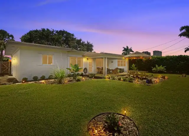 Property at 2700 SE 2nd Ct, Pompano Beach, FL, 33062, 2 beds, 1 bath, [object Object]