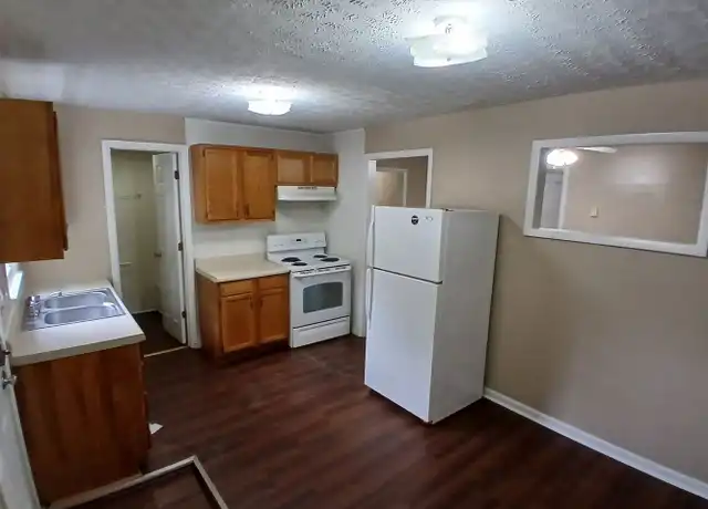 Property at 2808 S Brotherton St Unit 2, Muncie, IN, 47302, 2 beds, 1 bath, [object Object]