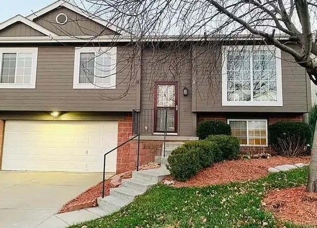 Property at 17013 Sprague St, Omaha, NE, 68116, 3 beds, 2 baths, [object Object]