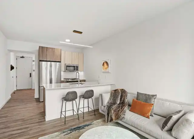 Property at 155 N Aberdeen St, Chicago, IL, 60607, 1 bed, 1 bath, [object Object]