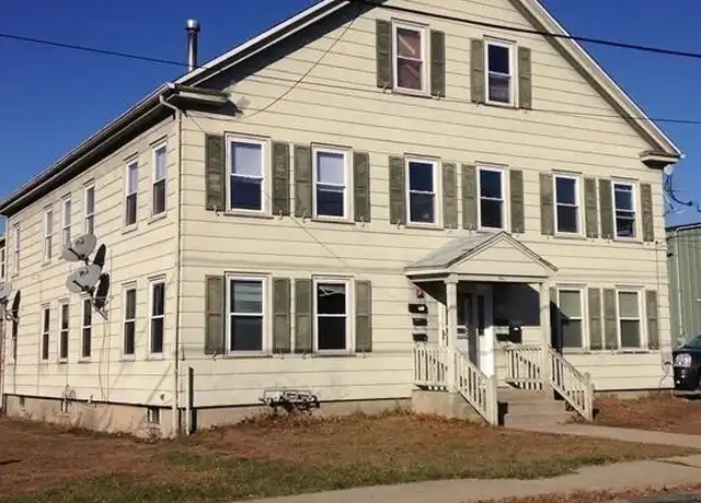 Property at 5 Austin St Unit 2L, Blackstone, MA, 01504, 2 beds, 1 bath, [object Object]